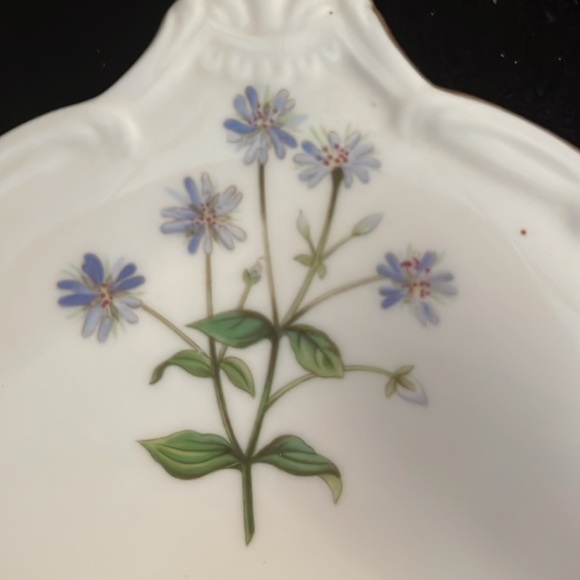 MINTON BONE CHINA MEADOW SCALLOPED SQUARE BONBON CANDY DISH, ENGLAND, 8inchs - Picture 8 of 8